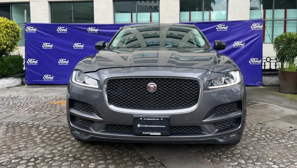 Fotografía en tamaño completo