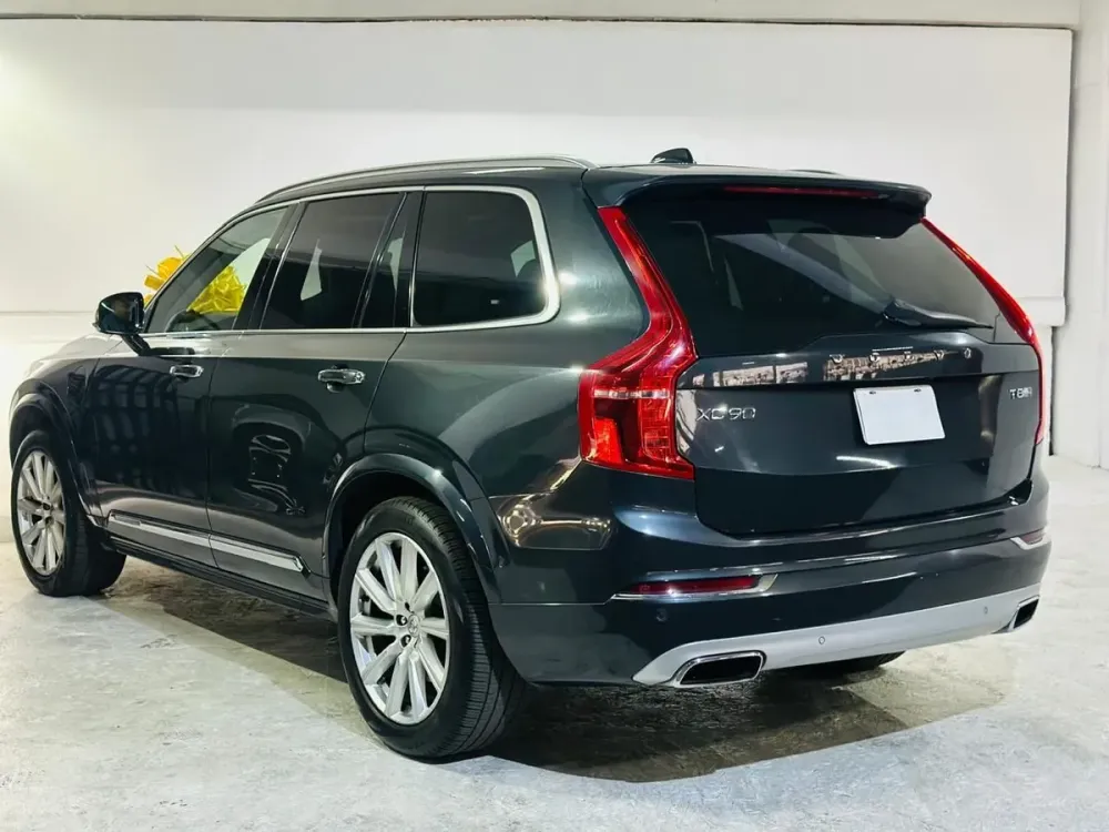 Fotografía en tamaño completo