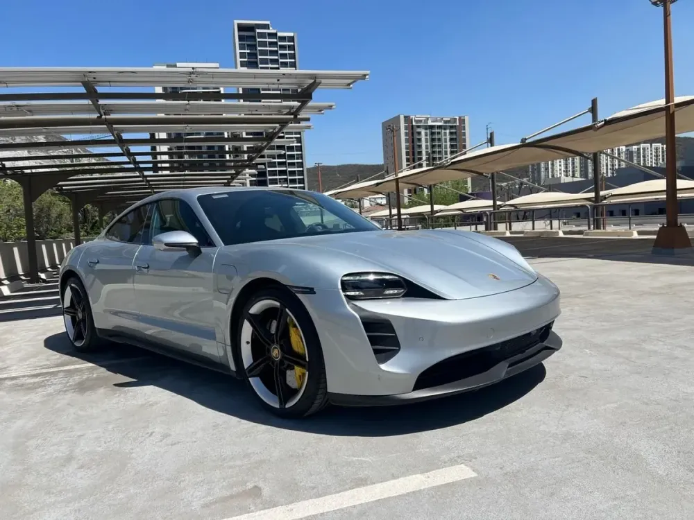 Fotografía en tamaño completo