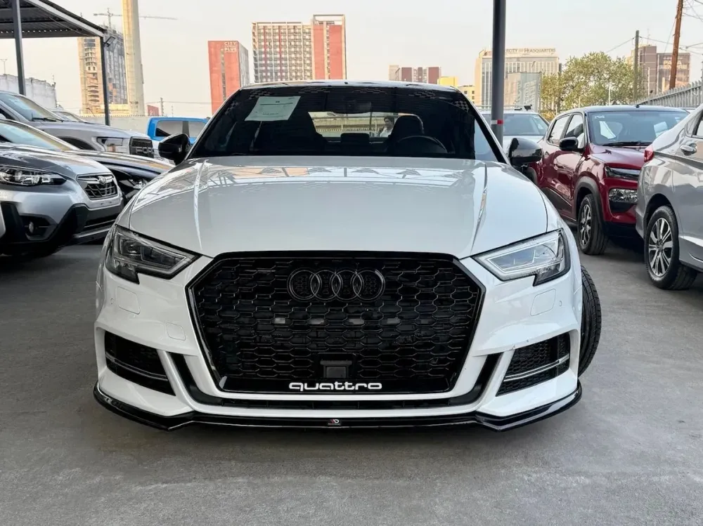 Fotografía en tamaño completo