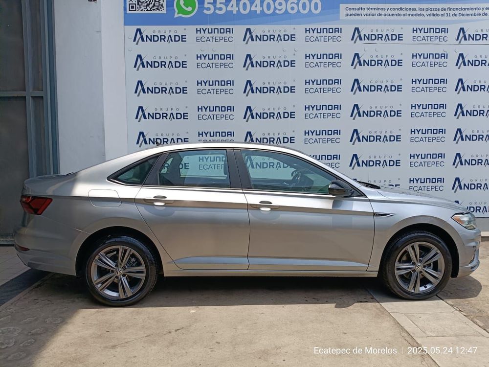 Fotografía en tamaño completo