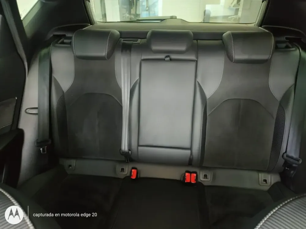 Fotografía en tamaño completo