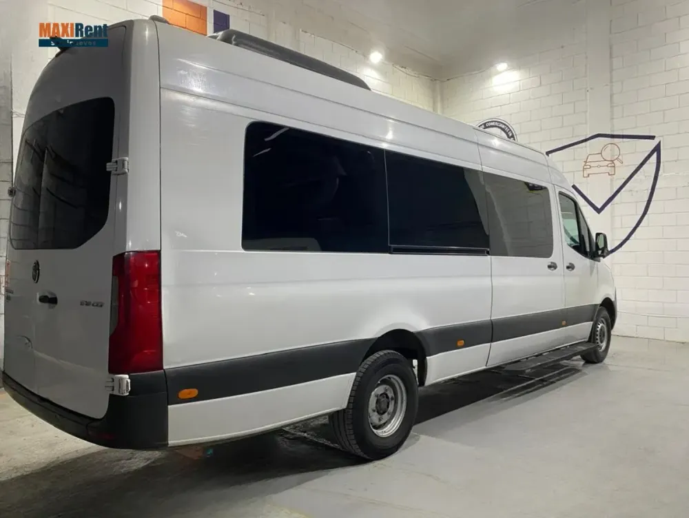 Fotografía en tamaño completo