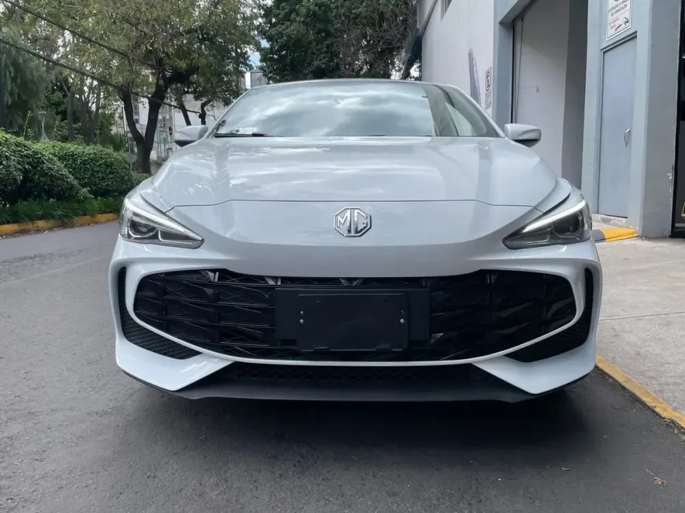 Fotografía en tamaño completo