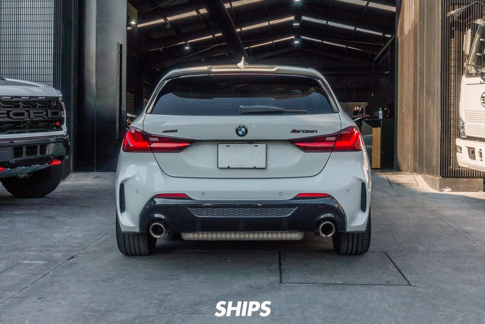 Fotografía en tamaño completo