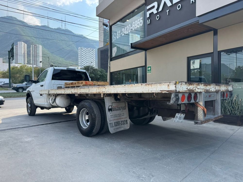 Fotografía en tamaño completo