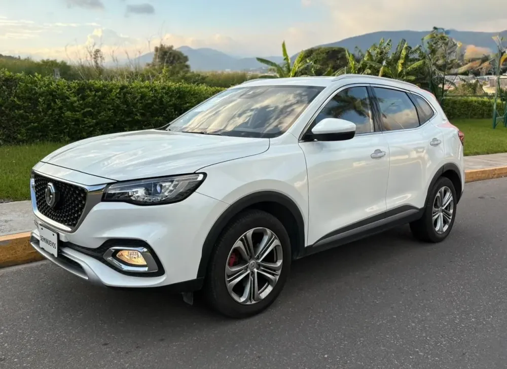 Fotografía en tamaño completo