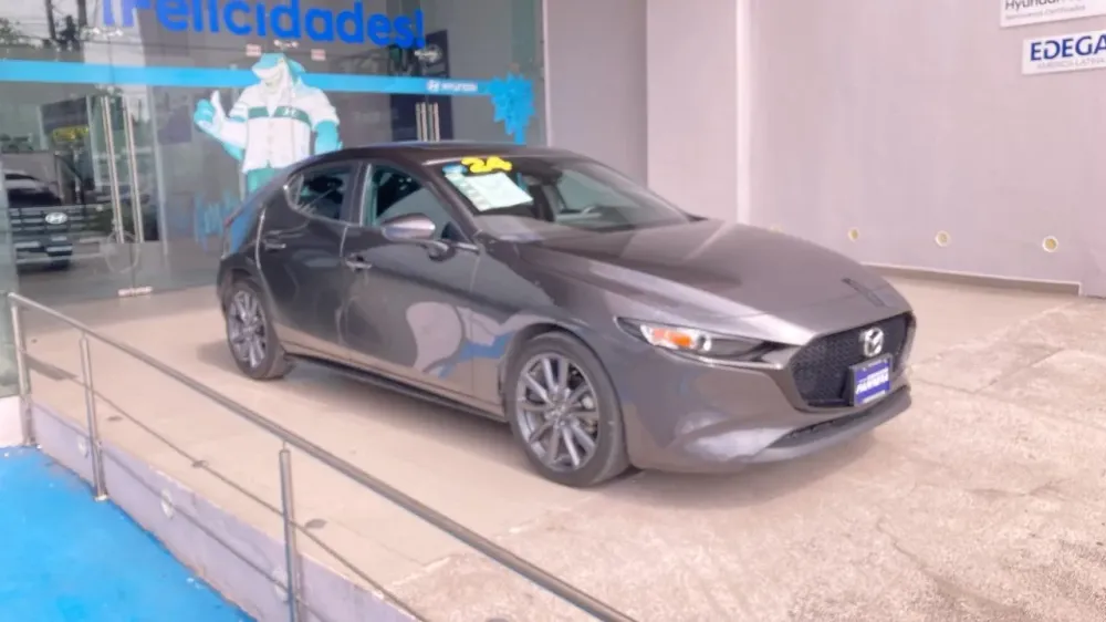 Fotografía en tamaño completo