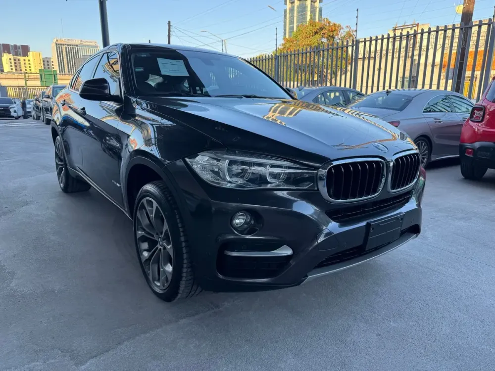 Fotografía en tamaño completo