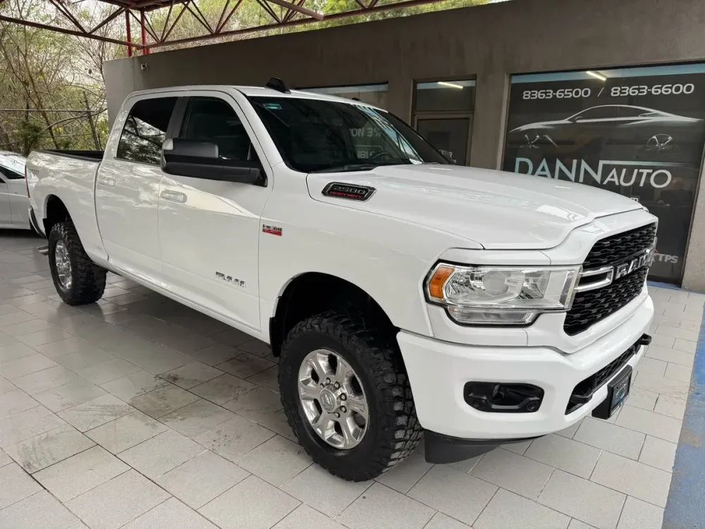 Fotografía en tamaño completo