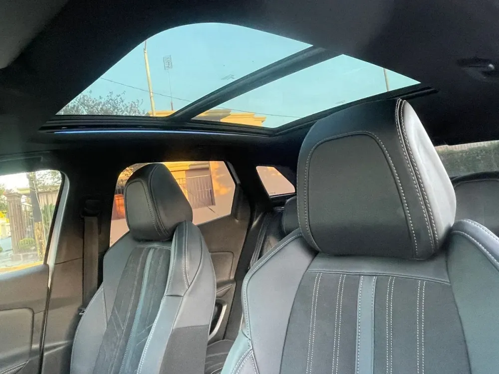 Fotografía en tamaño completo