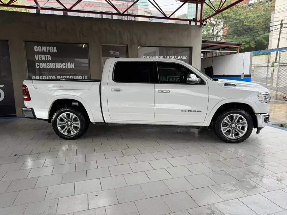 Fotografía en tamaño completo