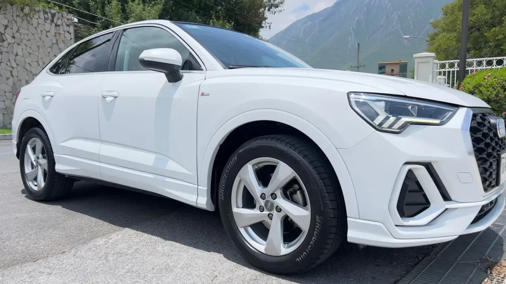 Fotografía en tamaño completo