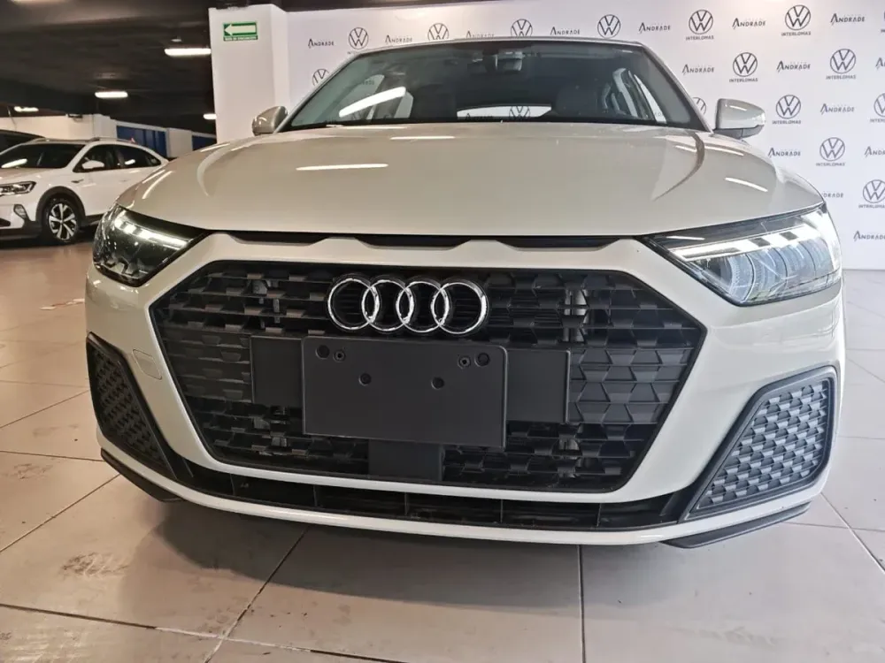 Fotografía en tamaño completo