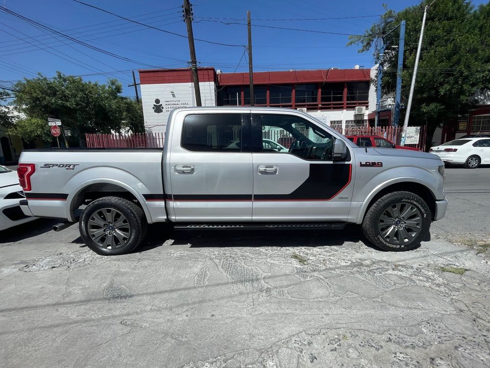 Fotografía en tamaño completo