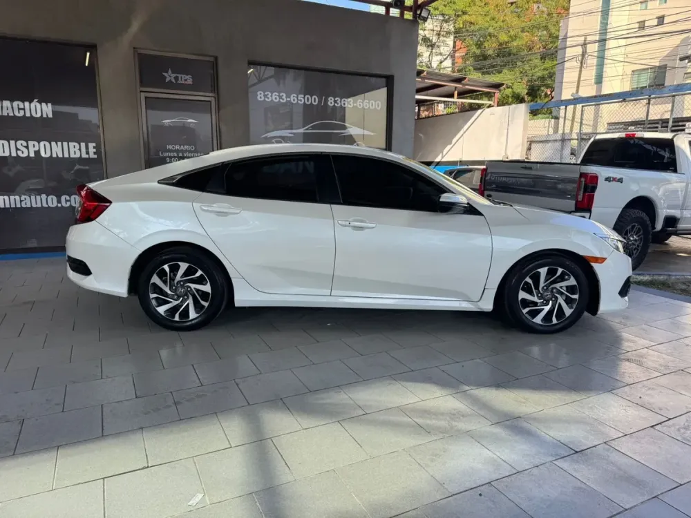 Fotografía en tamaño completo