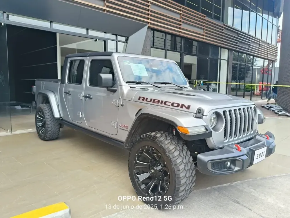 Fotografía en tamaño completo