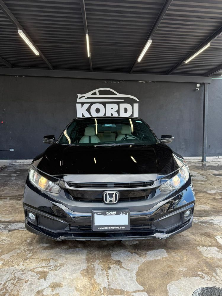 Fotografía en tamaño completo