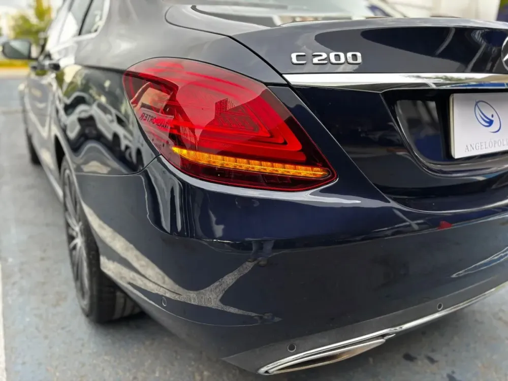 Fotografía en tamaño completo