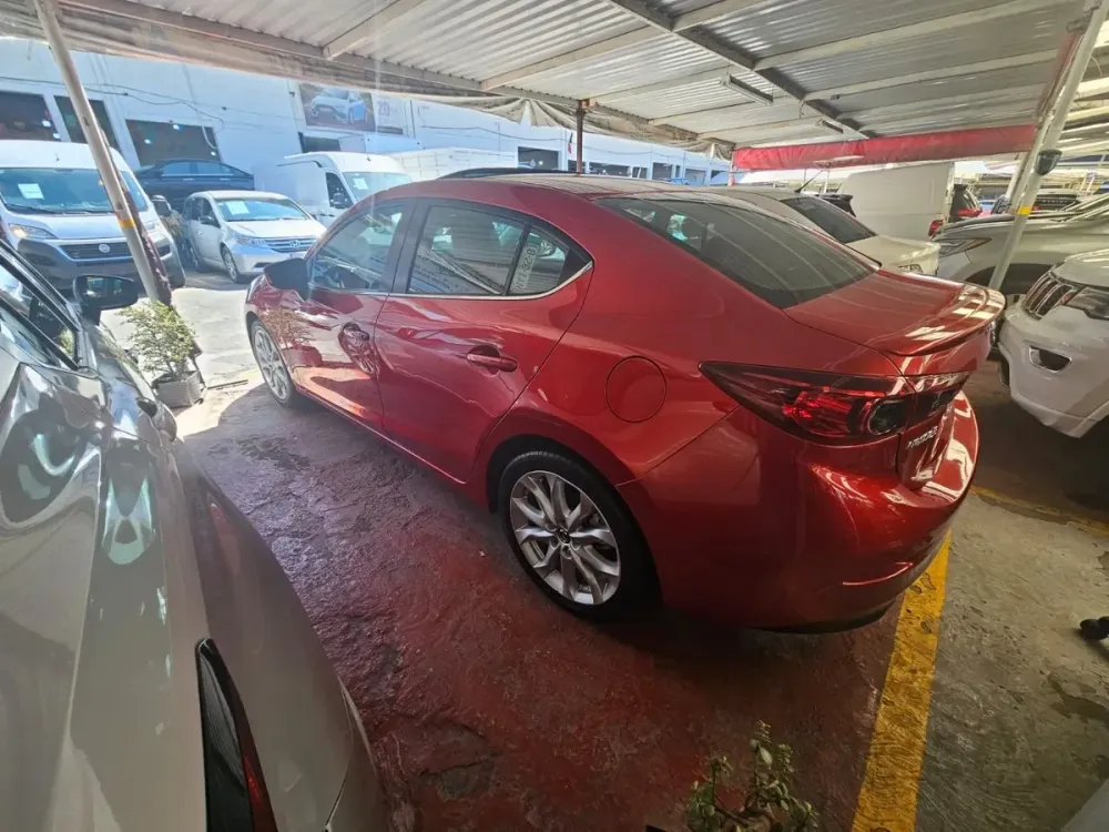 Fotografía en tamaño completo