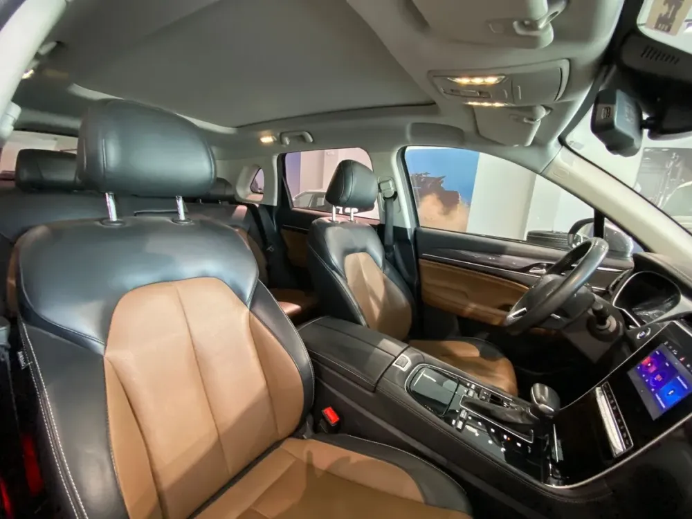 Fotografía en tamaño completo