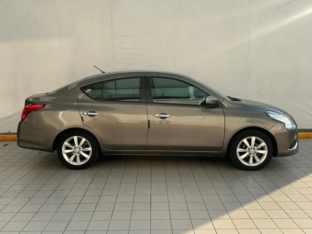 Fotografía en tamaño completo