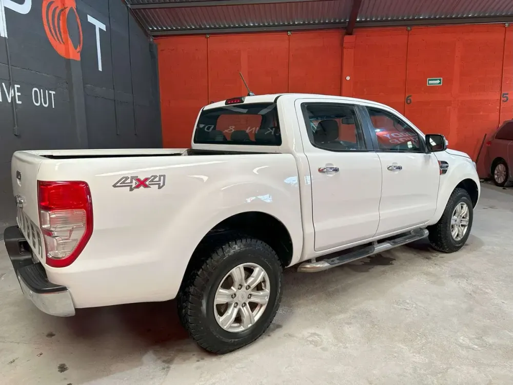 Fotografía en tamaño completo