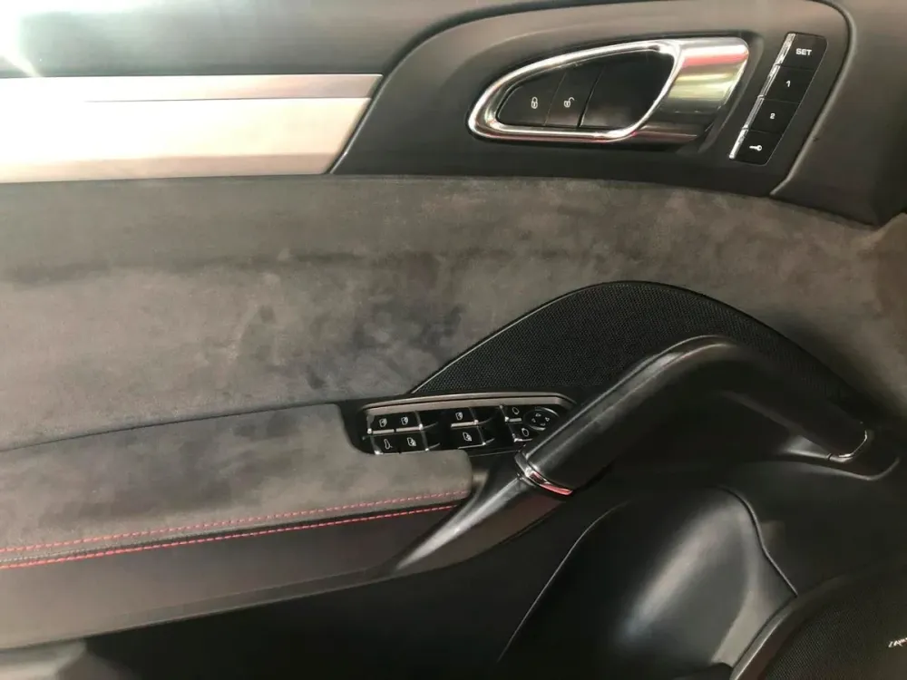 Fotografía en tamaño completo