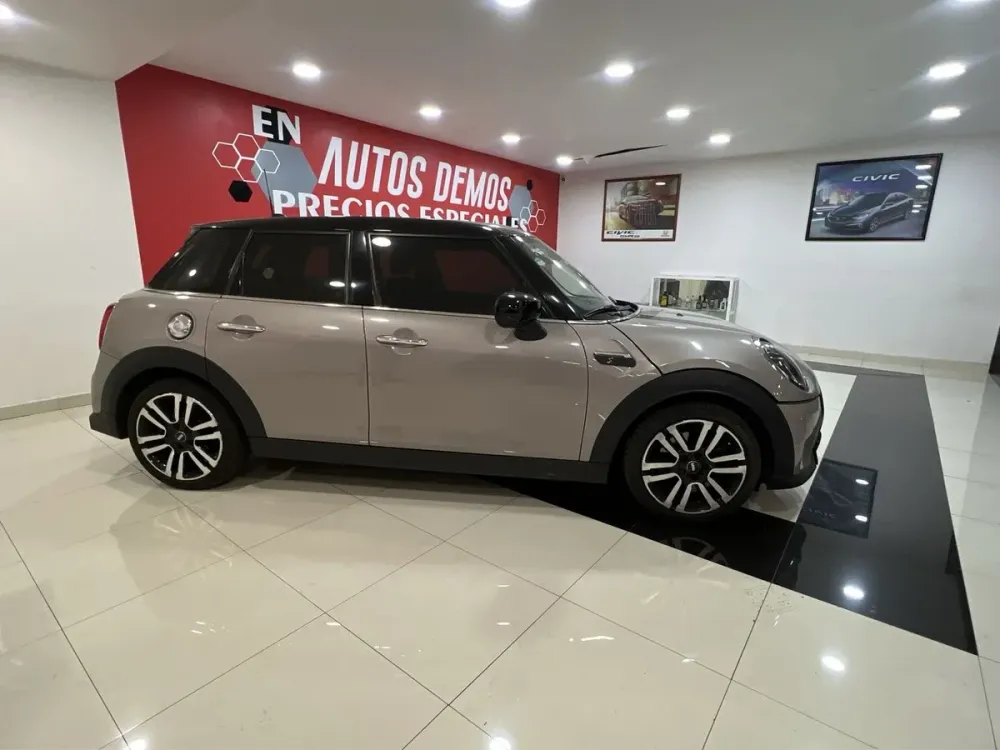 Fotografía en tamaño completo