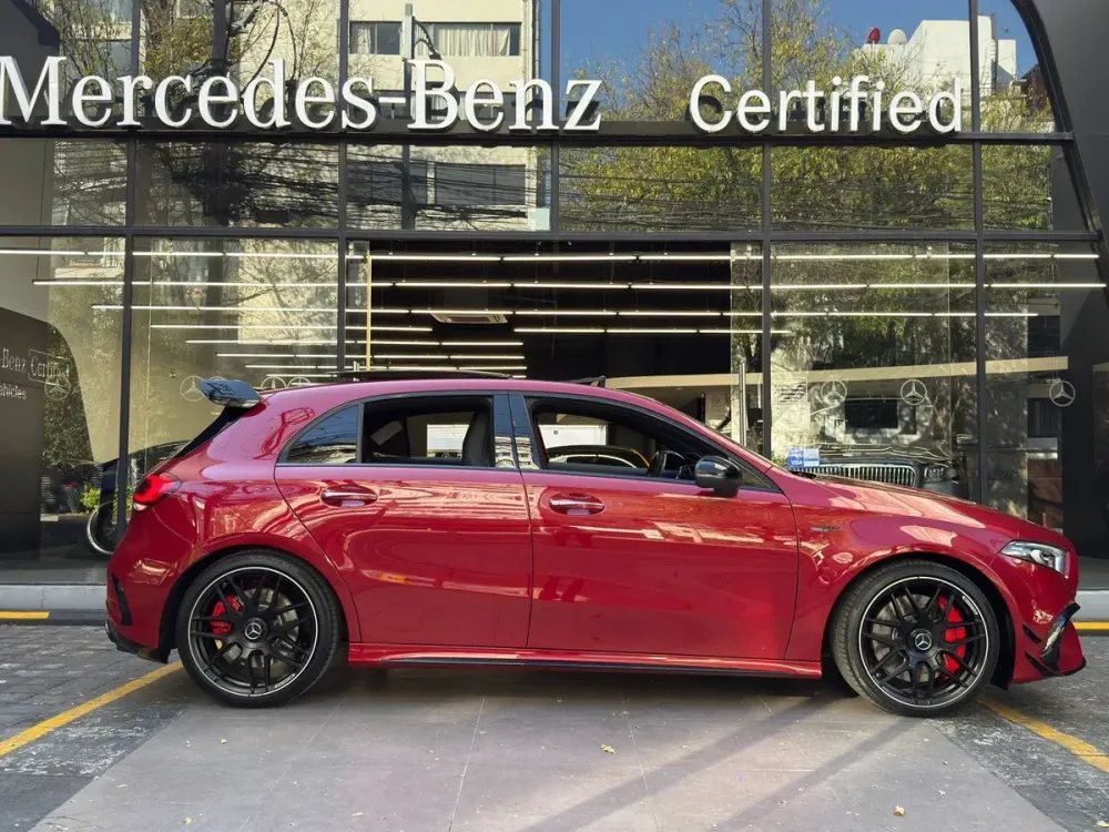 Fotografía en tamaño completo