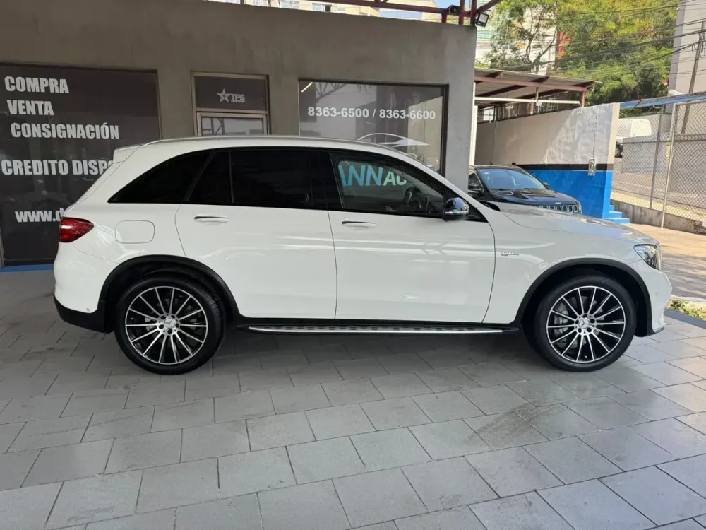 Fotografía en tamaño completo