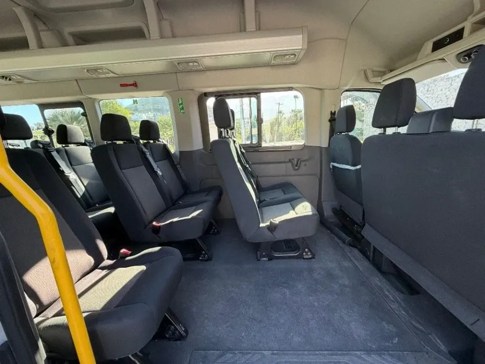 Fotografía en tamaño completo