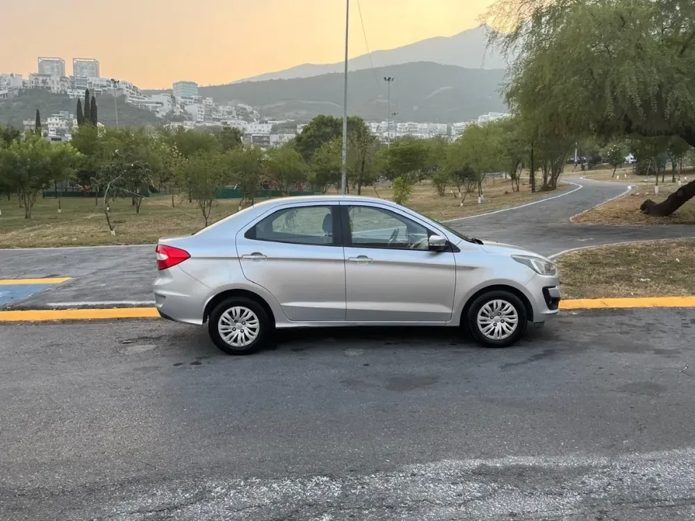 Fotografía en tamaño completo