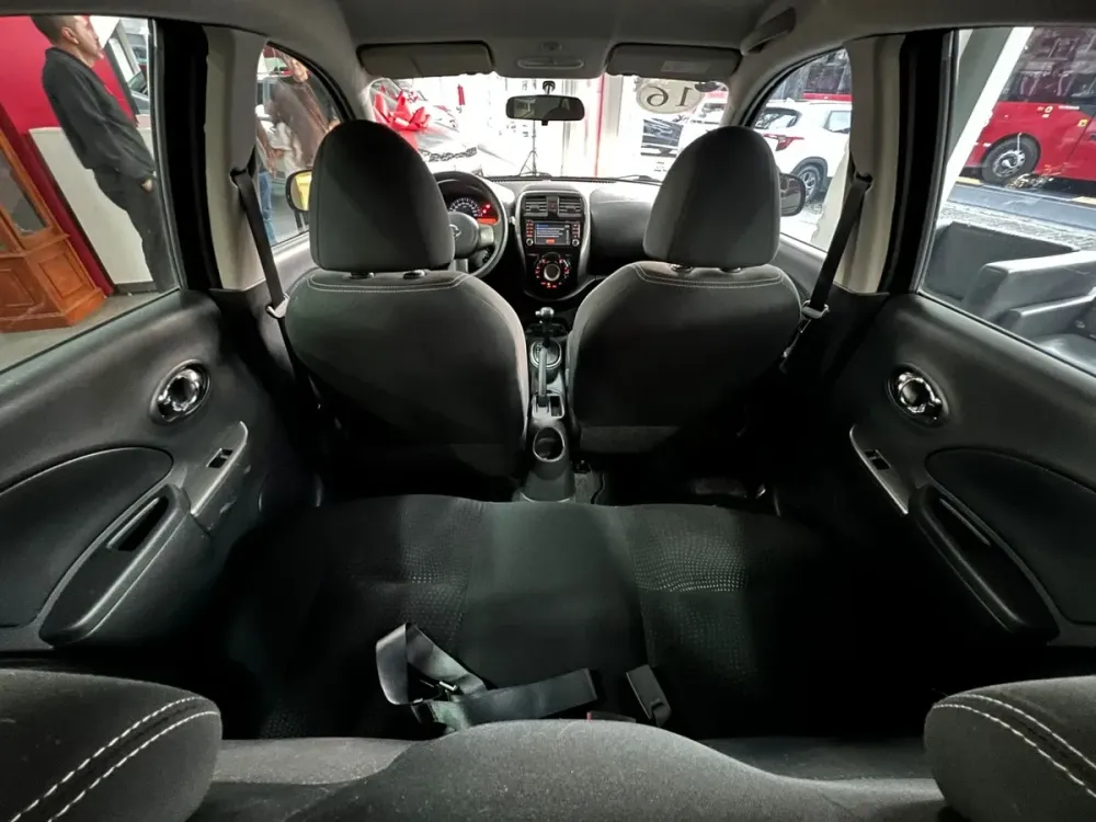 Fotografía en tamaño completo