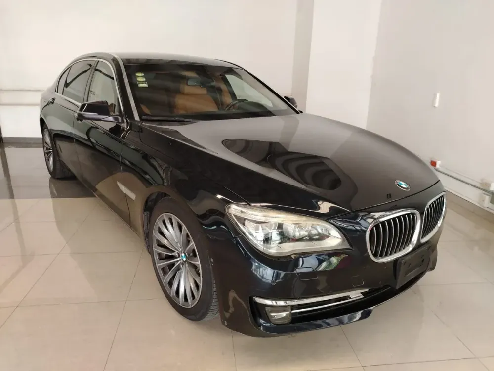 Fotografía en tamaño completo