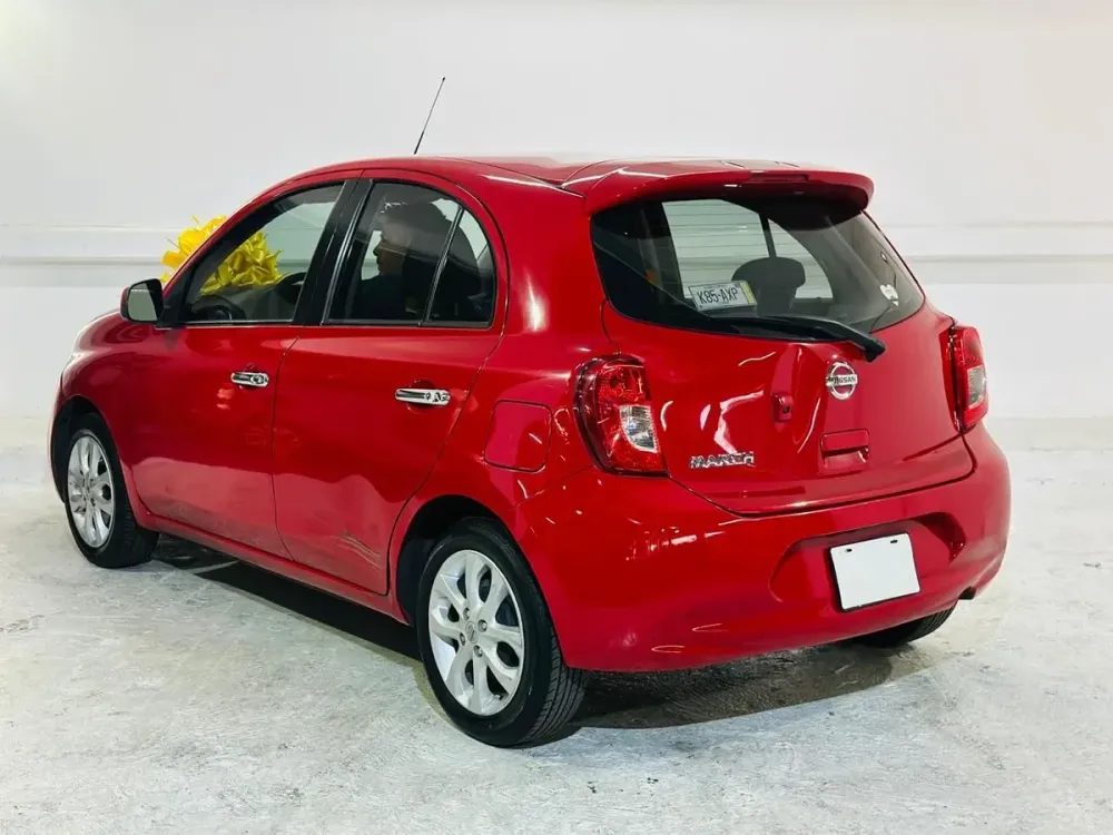 Fotografía en tamaño completo